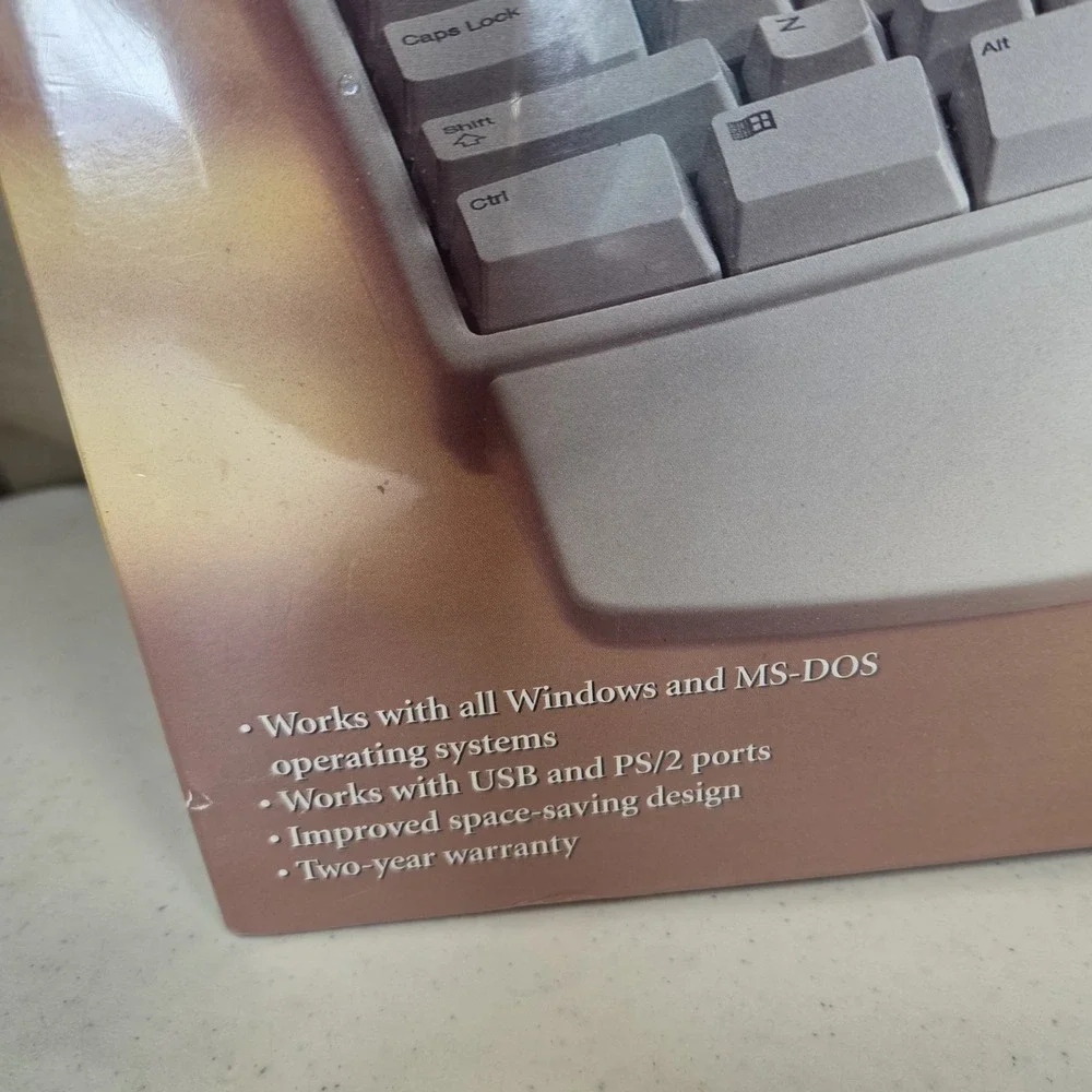Microsoft Natural Keyboard Elite Wired Ergonomic PS/2 / USB - NEW SEALED!